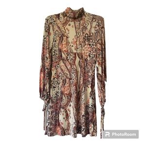 FREE PEOPLE “All Dolled Up” mini dress / NWT / key hole back / BoHo stretch NEW!